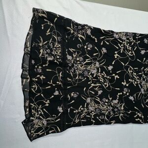 Lily Black and Cream Patterned Skirt